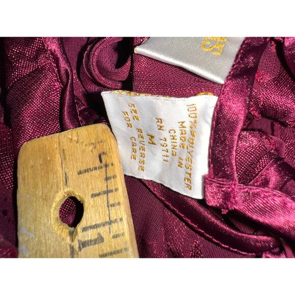 Vintage 90s Victoria Secret  Gold Label Maroon Teddy ruffles Lace Floral Medium - Picture 9 of 9